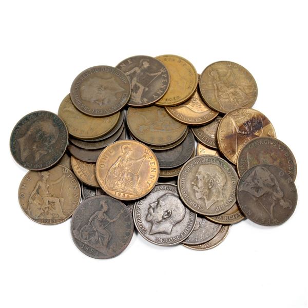 Lot of 32x 1800s to Early 1900s Great Britain Pennies. Average to circulated condition.