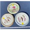 Image 2 : 3 Vintage Tea Cup Trivets