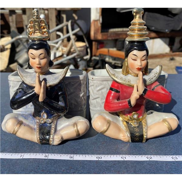 2 Planters Occupied Japan