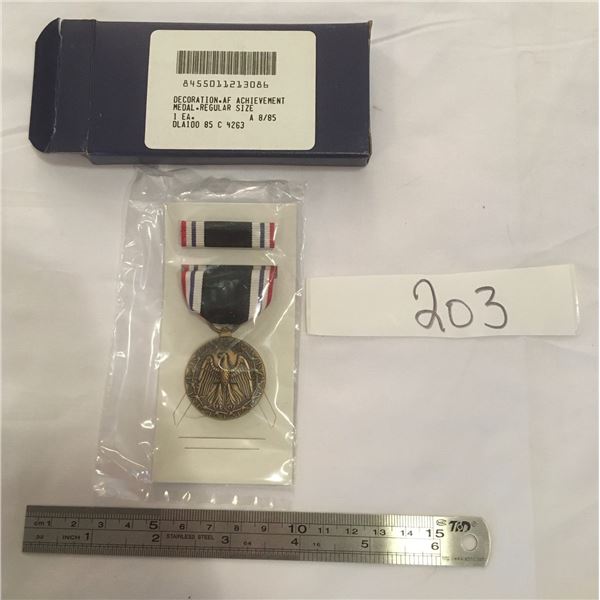 decoration achievement medal