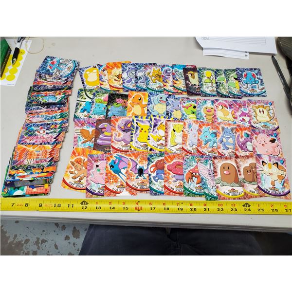 LOT OF POKEMON CARDS