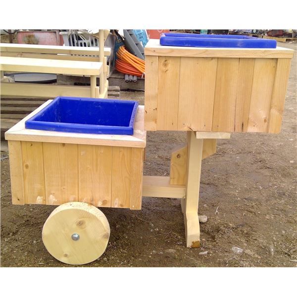 2 Wheel Planter 17x28x23.25