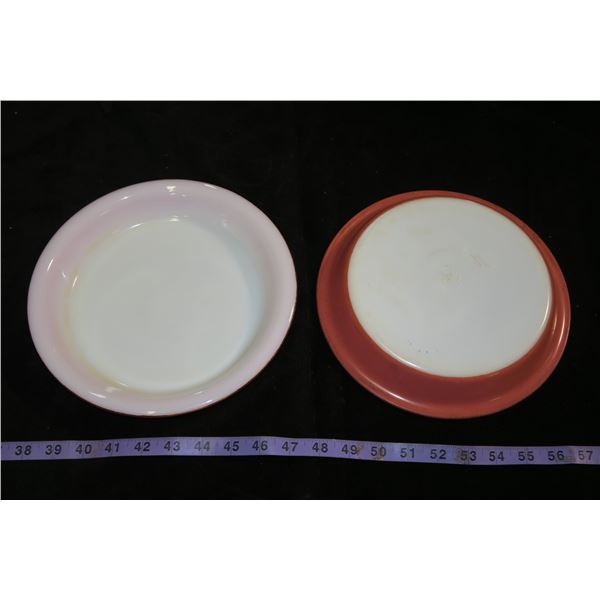 2 Vintage Pyrex Pie Plates