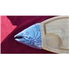 Image 2 : Wood & Metal Fish Cutting Board