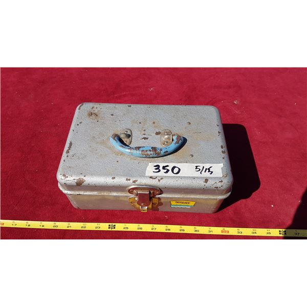 Truline Tackle Box & Tackle