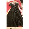 Image 3 : Lot 4 Vintage Dresses