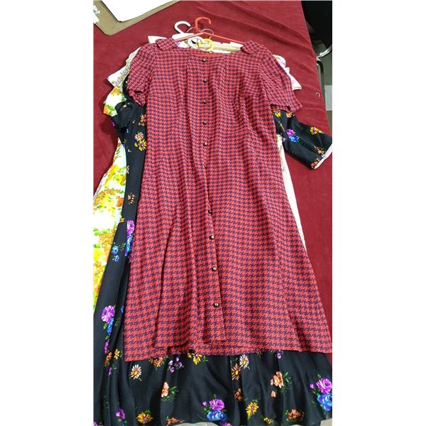 Lot 6 Vintage Dresses