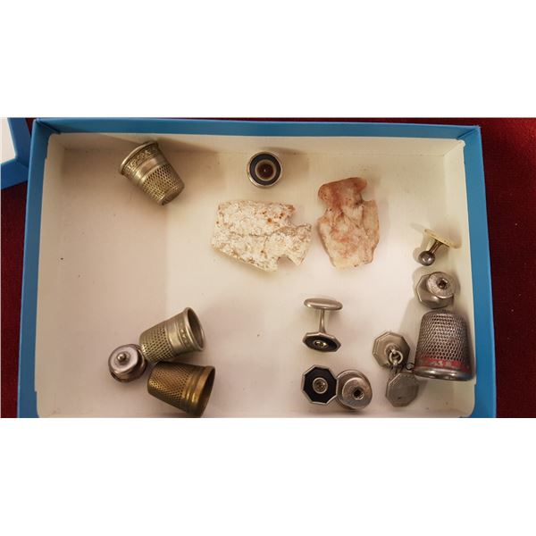 Lot Thimbles & Cuff Links & Arrow Heads