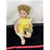 Image 2 : "The Ashton-Drake Galleries" Vintage Yellow Doll