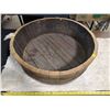 Image 1 : OAK BARREL BOTTOM 23"DIA