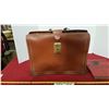 Image 3 : Vintage Briefcase & Book
