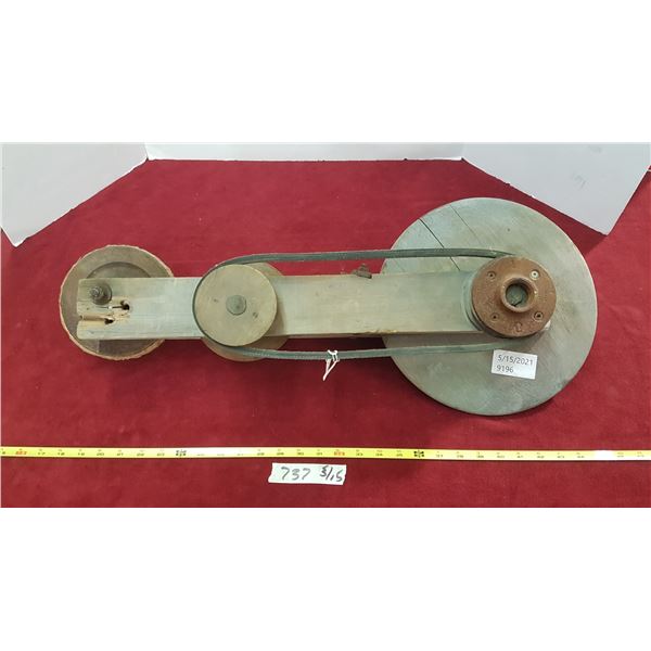 Vintage Wooden Pulley Polisher