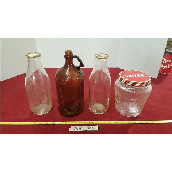 Lot Vintage Bottles
