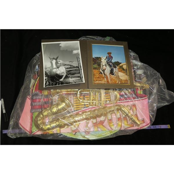 Lone Ranger & Marylin Munroe Prints + 50's Style Decorations