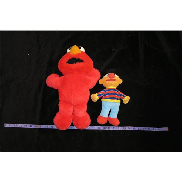 Elmo & Ernie Plushes (Elmo Voice Box)