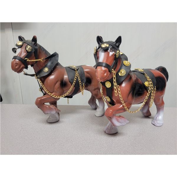 Pair of horses