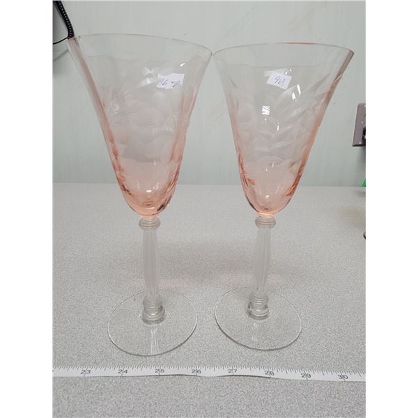 2 pink corn flower glasses