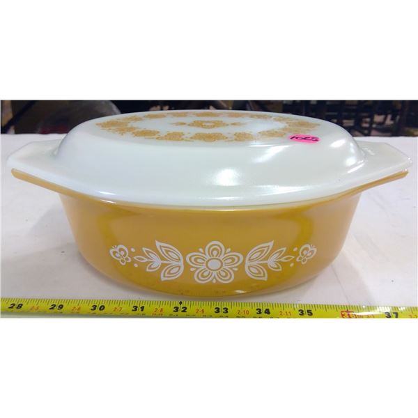 Vintage Pyrex Casserole Boat & Lid