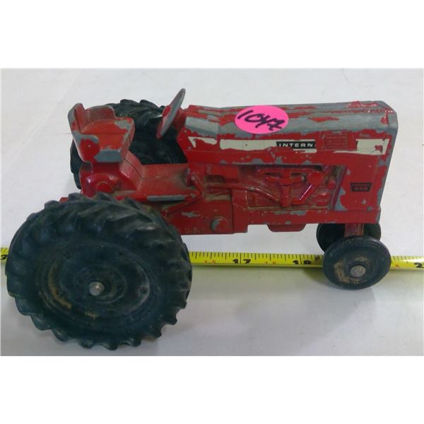 International Diecast Tractor 6"