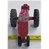 Image 4 : International Diecast Tractor 6"