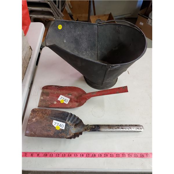coal pail w/ 2 shovels