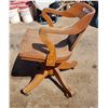 Image 2 : Oak Office Chair