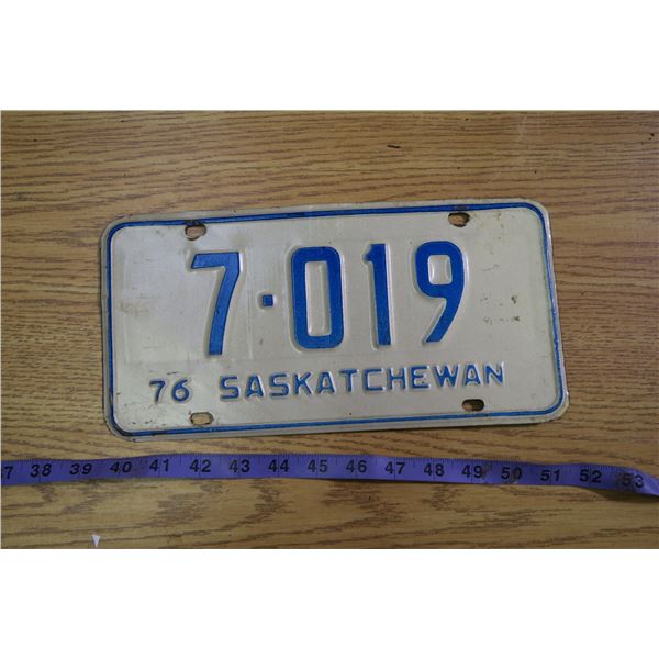 1976 Saskatchewan Licence Plate