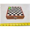 Image 1 : mini vintage chess set & pieces