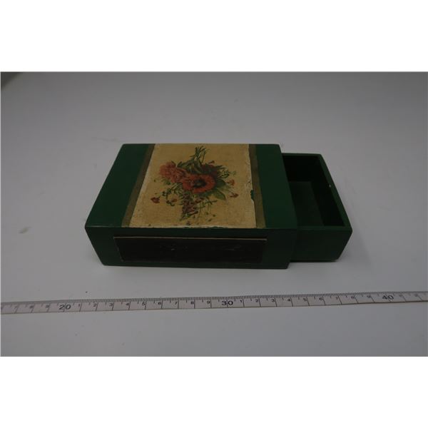 Green Decorative Wood Matchbox