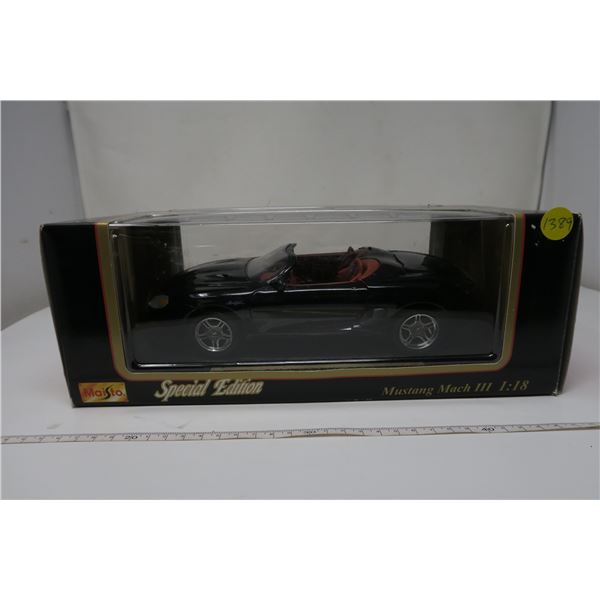 Maisto 1:18 Scale Mustang Mach III Toy Car