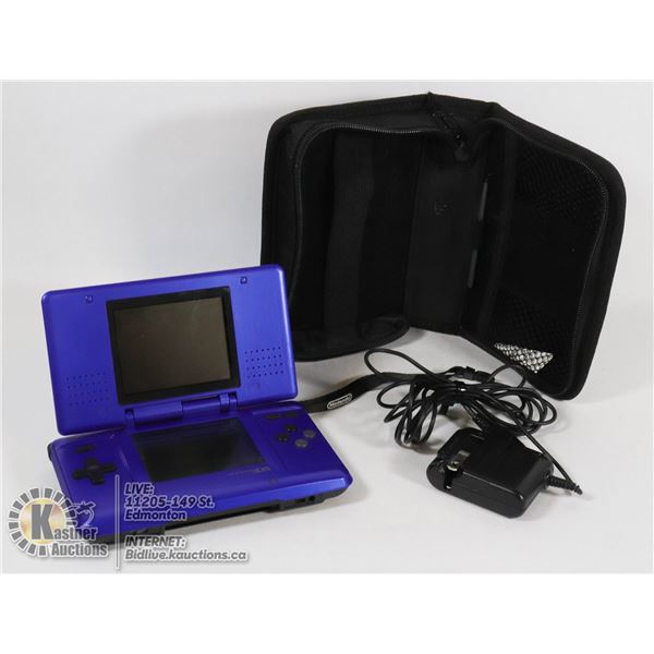 NINTENDO DS LITE HANDHELD CONSULE