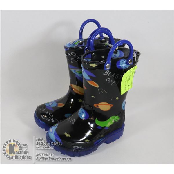 PAIR CHILDRENS "LIT UP" RUBBER BOOTS SZ 5