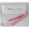 Image 1 : NEW EVOLUTION TOURMALINE & CERAMIC HAIR STRAIGHTER