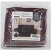Image 1 : NEW STRETCH SLIP COVER - LOVESEAT SIZE