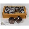 Image 1 : NEW BOX OF 12 NAPKIN RINGS