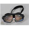 Image 1 : PRESCRIPTION UV ANTI-FOG SWIM GOGGLES ,  +6.00