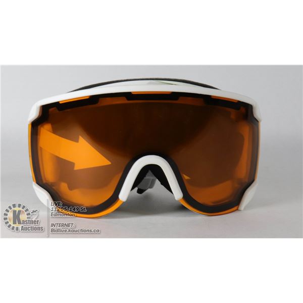 PAIR OF SKI GOGGLES WITH ORANGE LENS