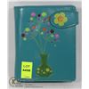 Image 1 : NEW SHAGWEAR BOUQUET IN VASE WALLET - SMALL SIZE