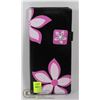 Image 1 : NEW SHAGWEAR FLOWERS WALLET