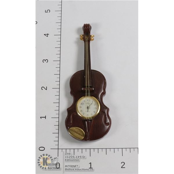 HEAVY BRASS & BROWN VIOLIN COLLECTIBLE CLOCK