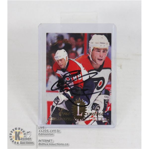 ERIC LINDROS SIGNED PHILADELPHIA FLYERS CARD