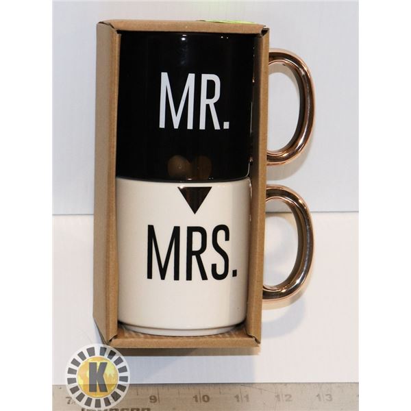 NEW MR. AND MRS MUG SET
