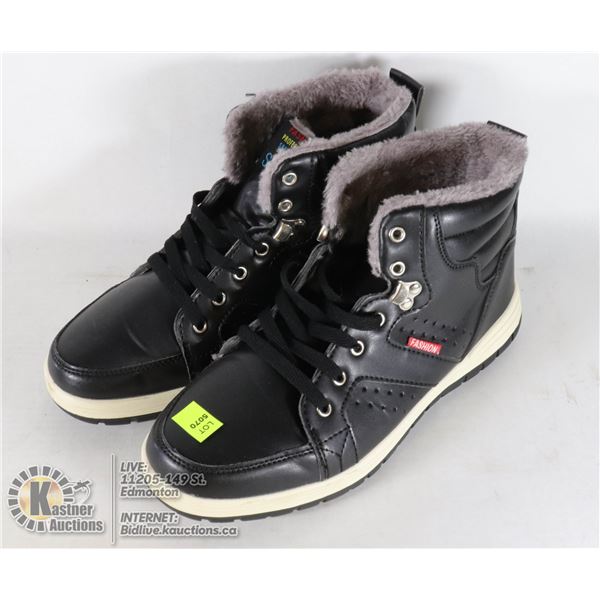 NEW MENS HIGH TOP SHOES SIZE UNKNOWN