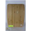 Image 1 : NEW BAMBOO CUTTING BOARDS 38CM X 29CM