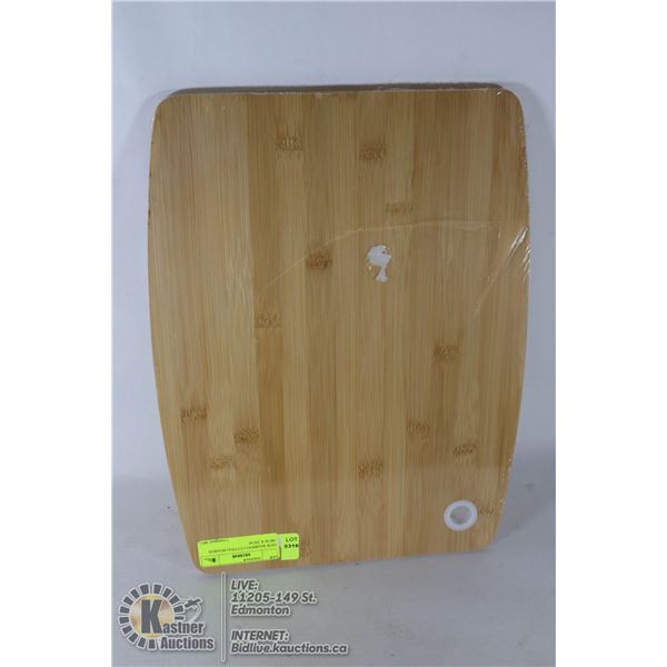 NEW BAMBOO CUTTING BOARDS 38CM X 29CM