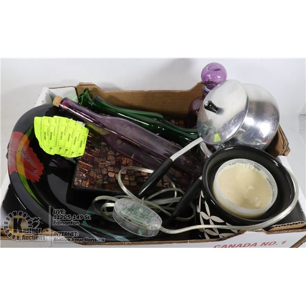 FLAT OF VARIOUS DECOR ITEMS