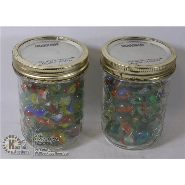 TWO FULL JARS OF OLD MARBLES. ESTATE.
