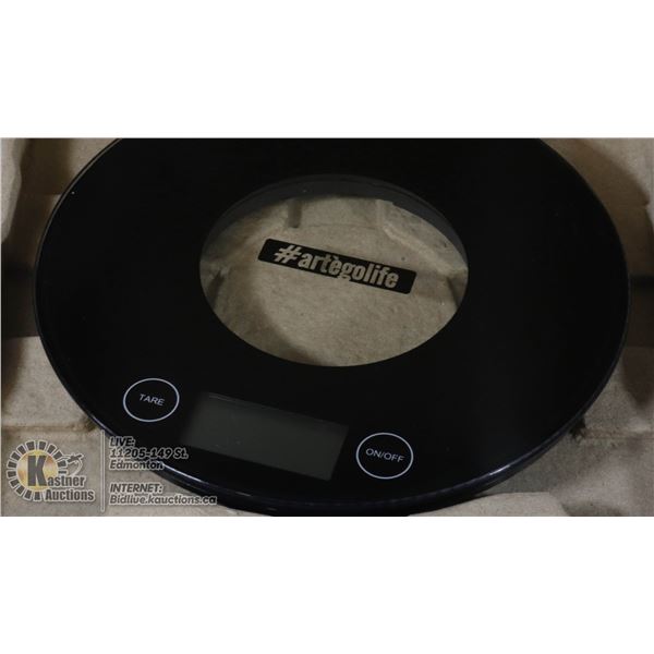 ELECTRONIC SCALE