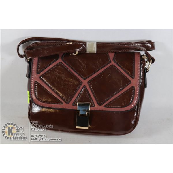LEATHER STYLE HANDBAG WITH MAGNETIC CLASP