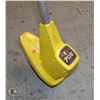 Image 2 : JOHNS DEERE #70E WEED WACKER